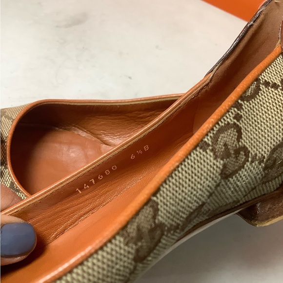 Gucci Flats - Picture 7 of 11